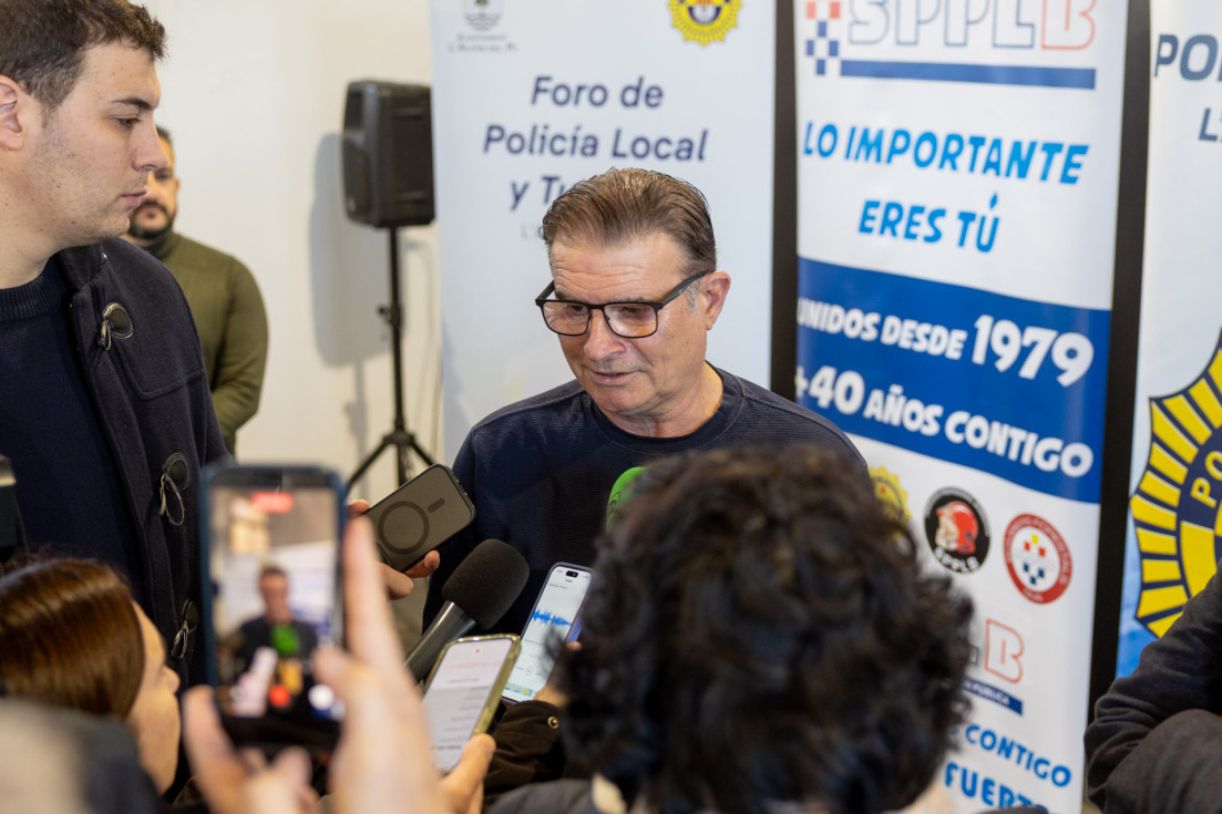 paco ángel gonzález presentación foro policia local turismo