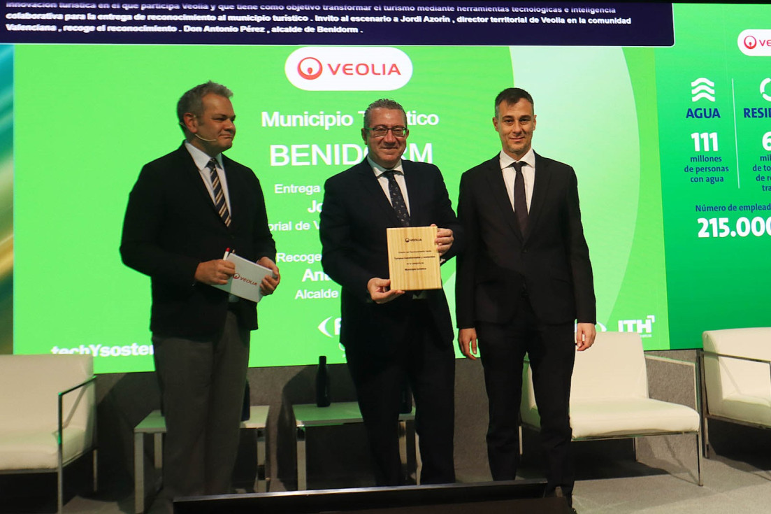 Benidorm recibe en FITURTech un premio Veolia por su modelo turístico transformador y sostenible