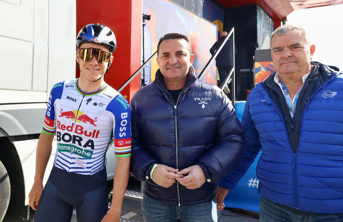 La Nucía Remco Evenepoel Bernabé Cano salida Volta a la Comunitat 2026