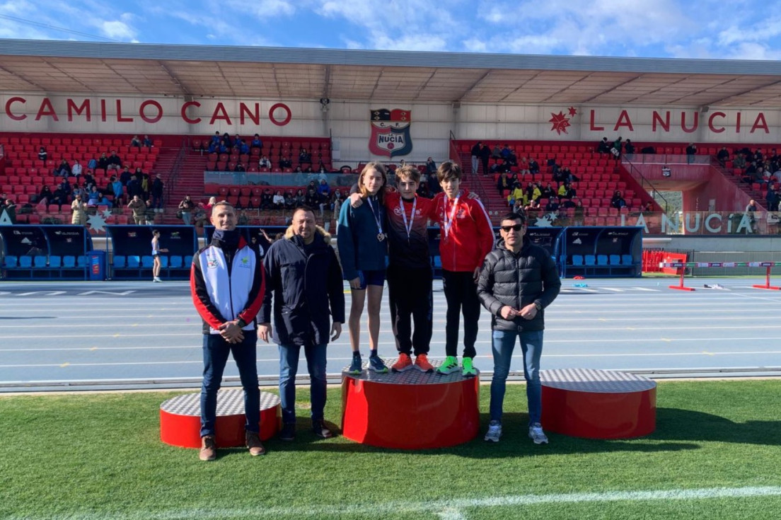 Tres medallas para el Club Atletismo La Nucía CAB en el Provincial sub16 disputado en casa