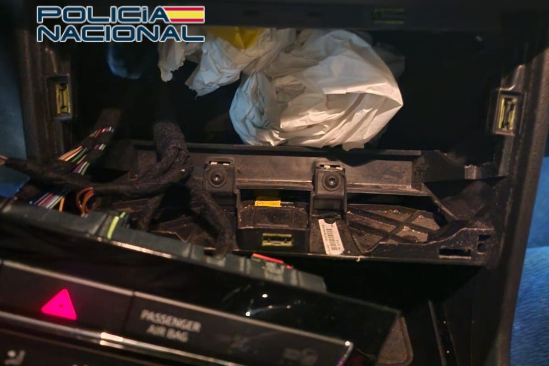 caleta droga vehículo