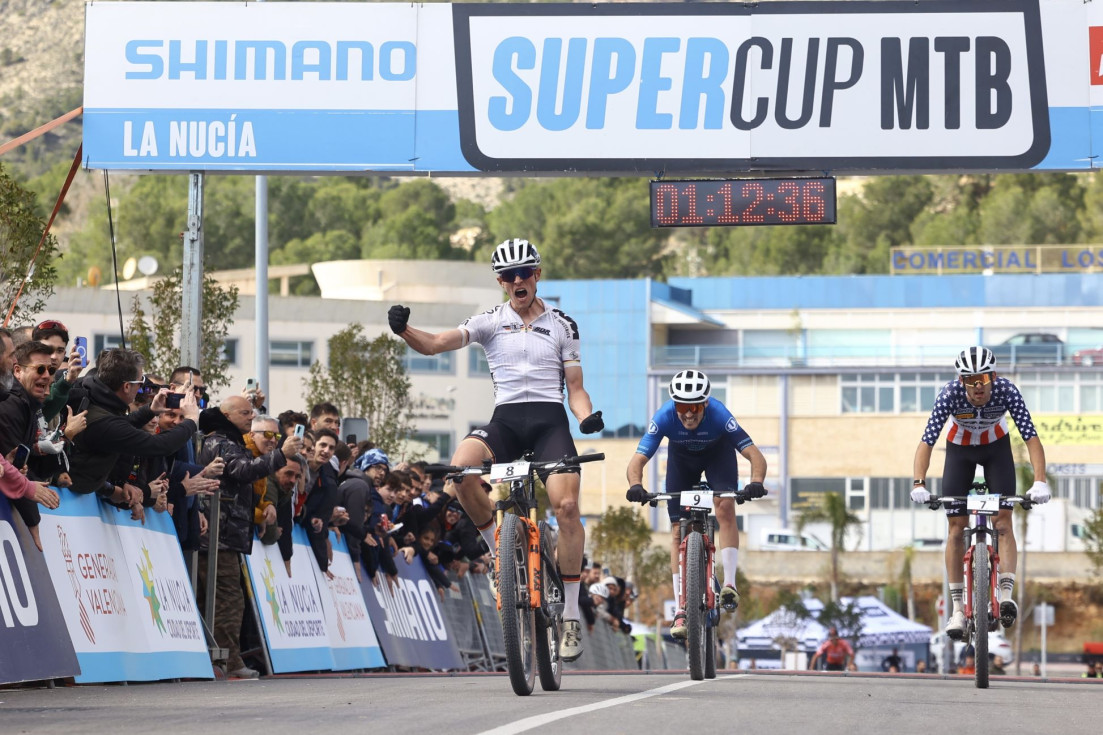 Henderson y Brandl reinan en La Nucía en una Shimano Super Cup Massi histórica