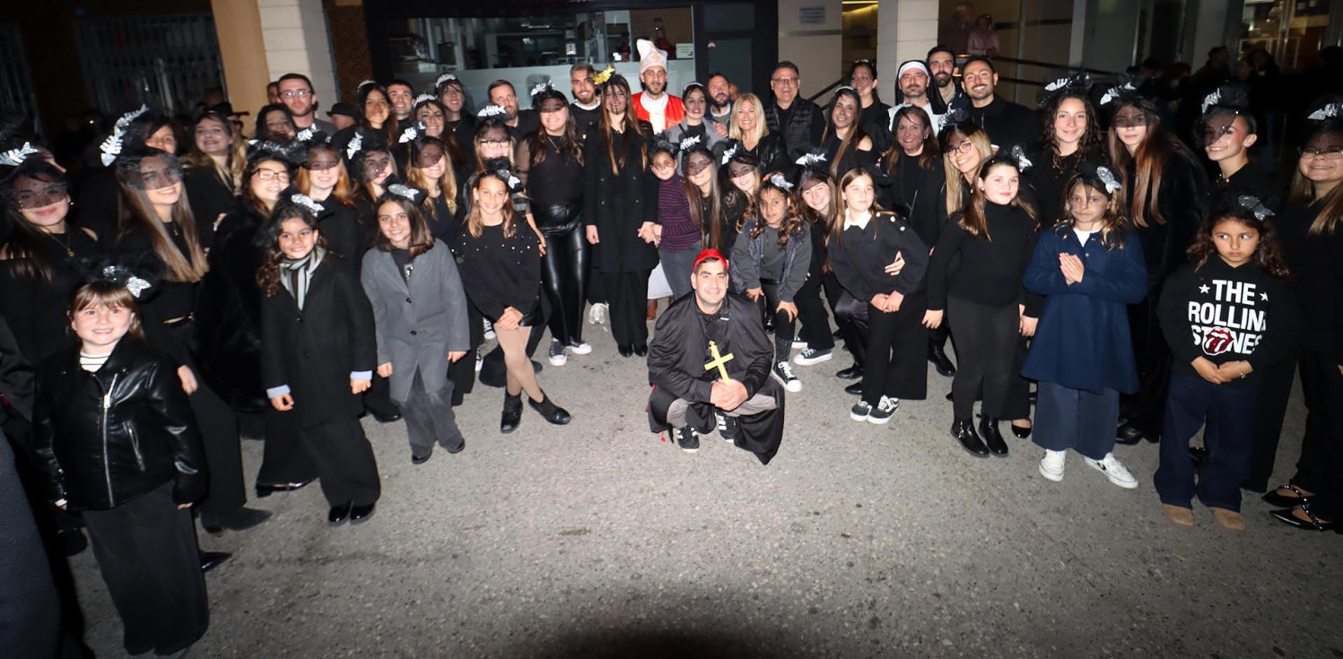 Entierro Sardina Carnaval Benidorm Comissió Festes Majors Patronals