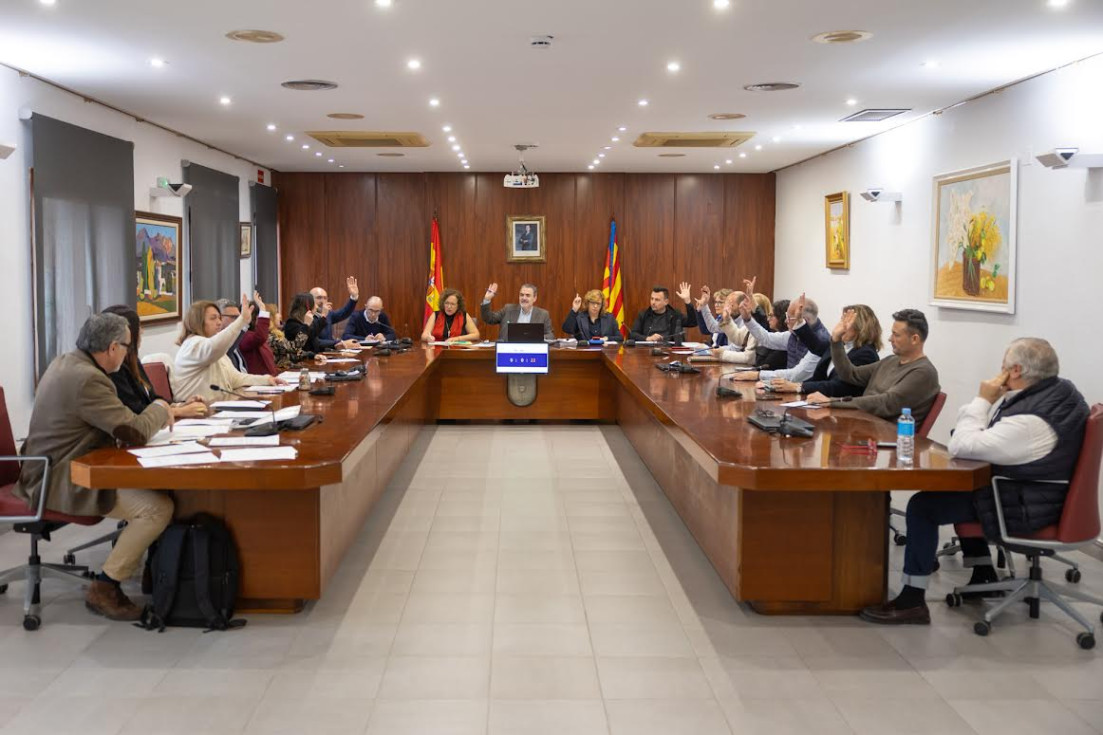 El Ayuntamiento de l’Alfàs del Pi aprueba un presupuesto de 29 millones de euros para 2026