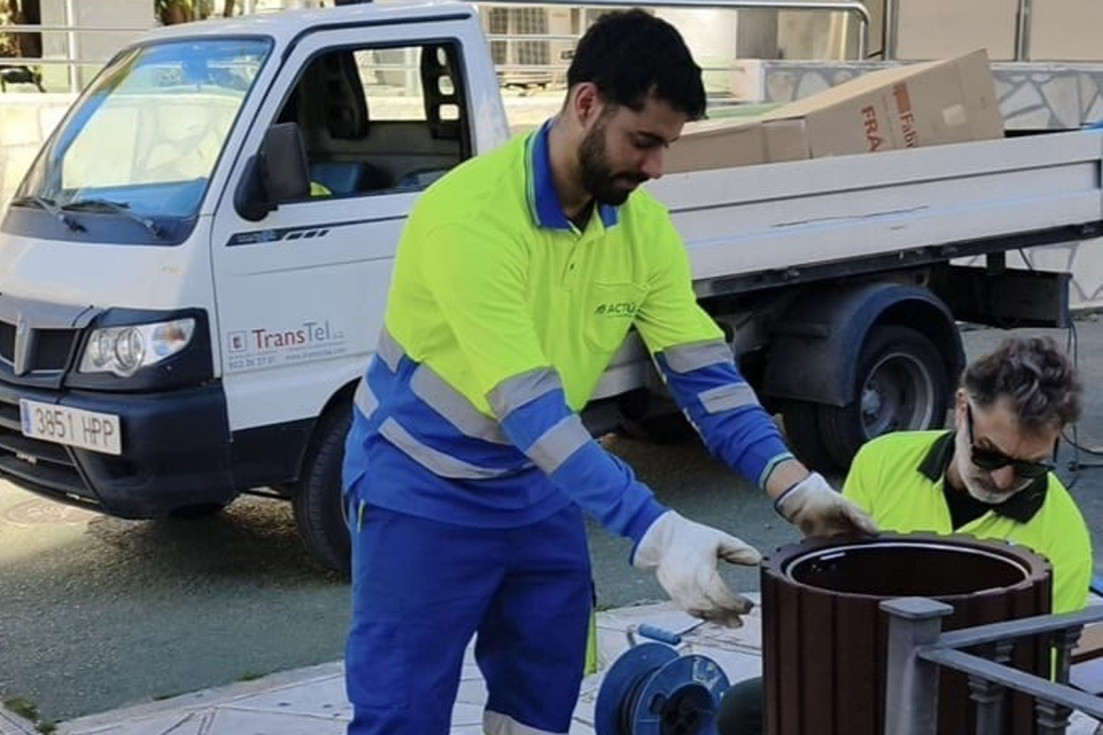 Benidorm instala nuevas papeleras parques zonas verdes