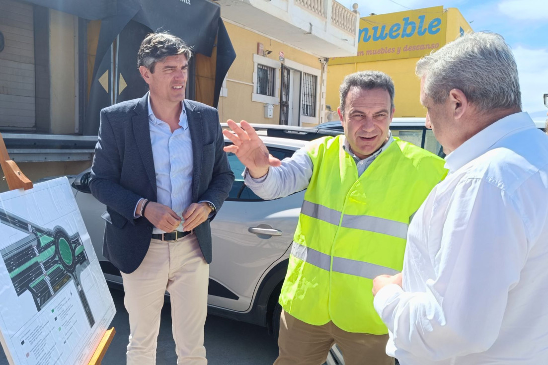 Reunión vecinos empresarios rotonda Talaies Villajoyosa