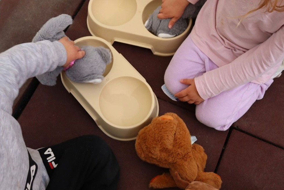 niños taller educativo Escoleta Minimón Altea