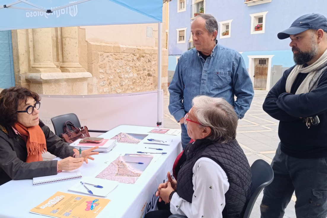 Villajoyosa continúa en 2026 la campaña Síndic de Barri con un encuentro vecinal en el casco histórico