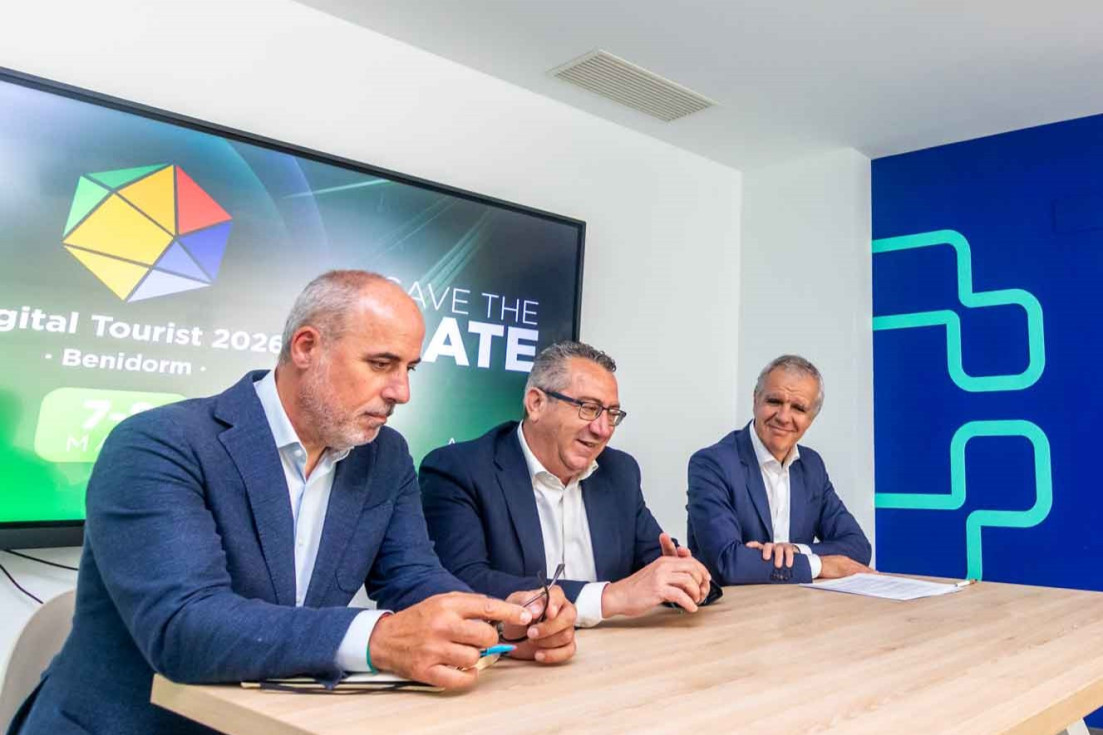 presentación congreso Digital Tourist ametic benidorm