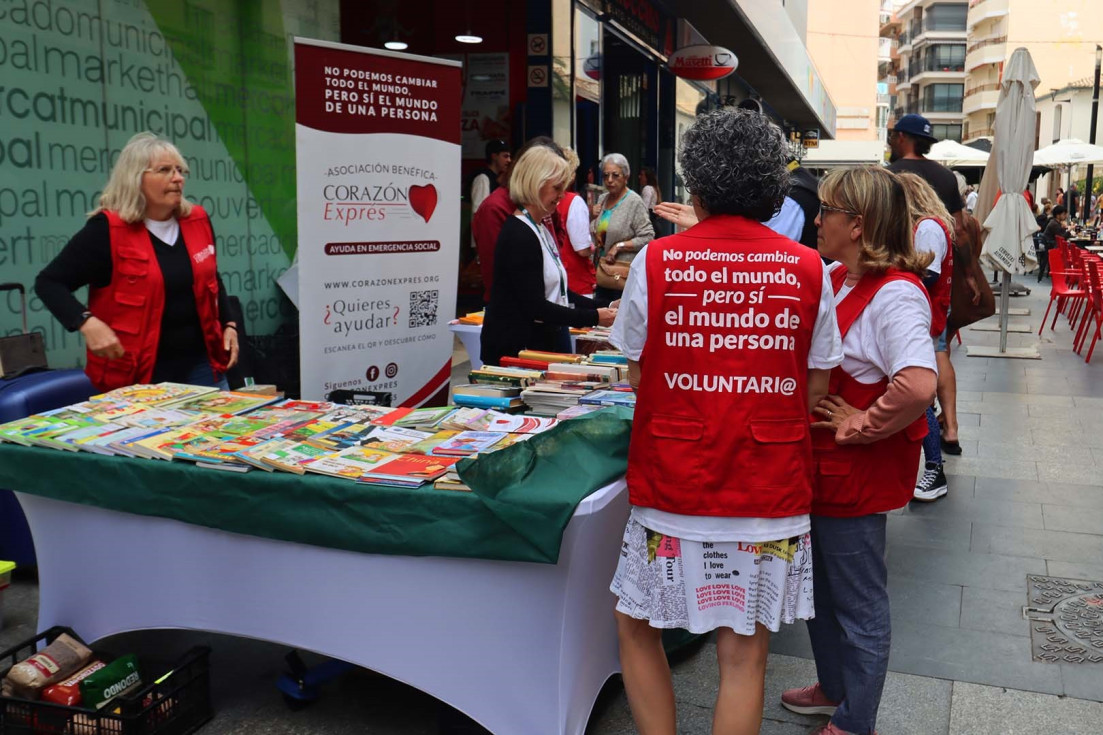 benidorm Recogida Solidaria Un libro x un kilo
