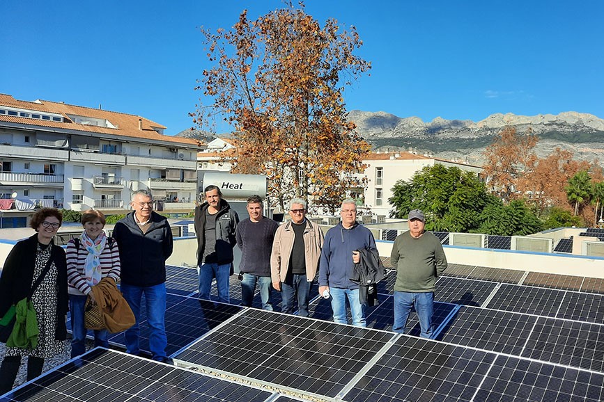 primera instalación placas solares altea