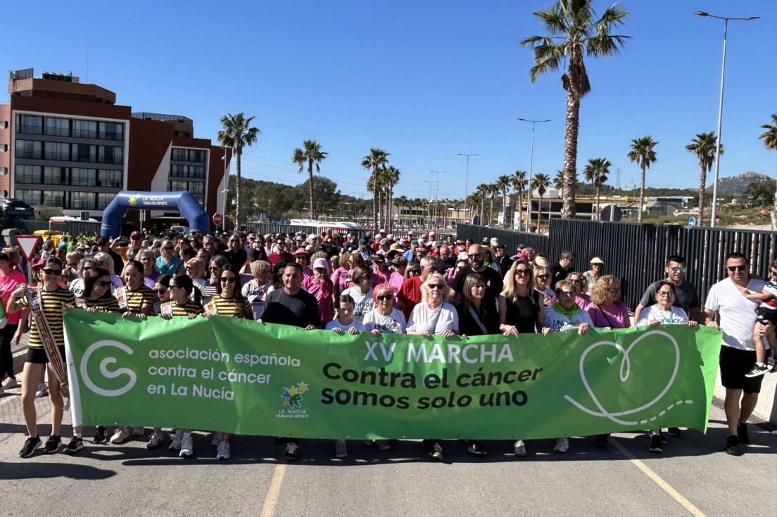 Más de 2.000 personas participan en la Marcha Solidaria contra el Cáncer de La Nucía