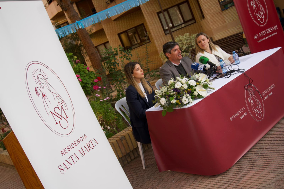 actos 40 aniversario Residencia Santa Marta presentación