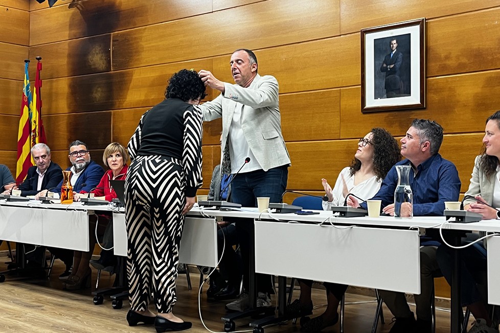 Maria José Sastre toma posesión concejal Compromís Altea pleno