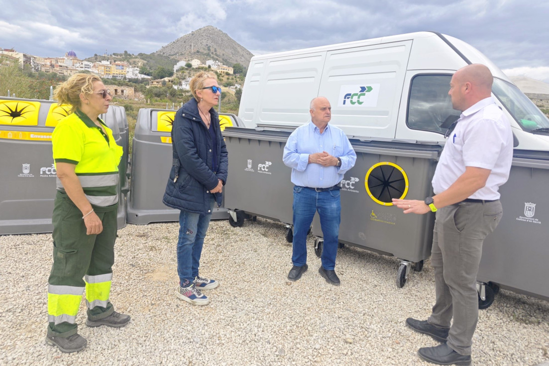 Callosa d’en Sarrià renueva los contenedores de envases y cartón con modelos más accesibles y funcionales