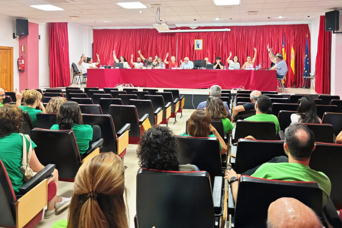 El PP de Callosa d’en Sarrià apoyó una moción de Compromís en defensa del profesorado y rechazó otra del PSOE por “sesgo político”