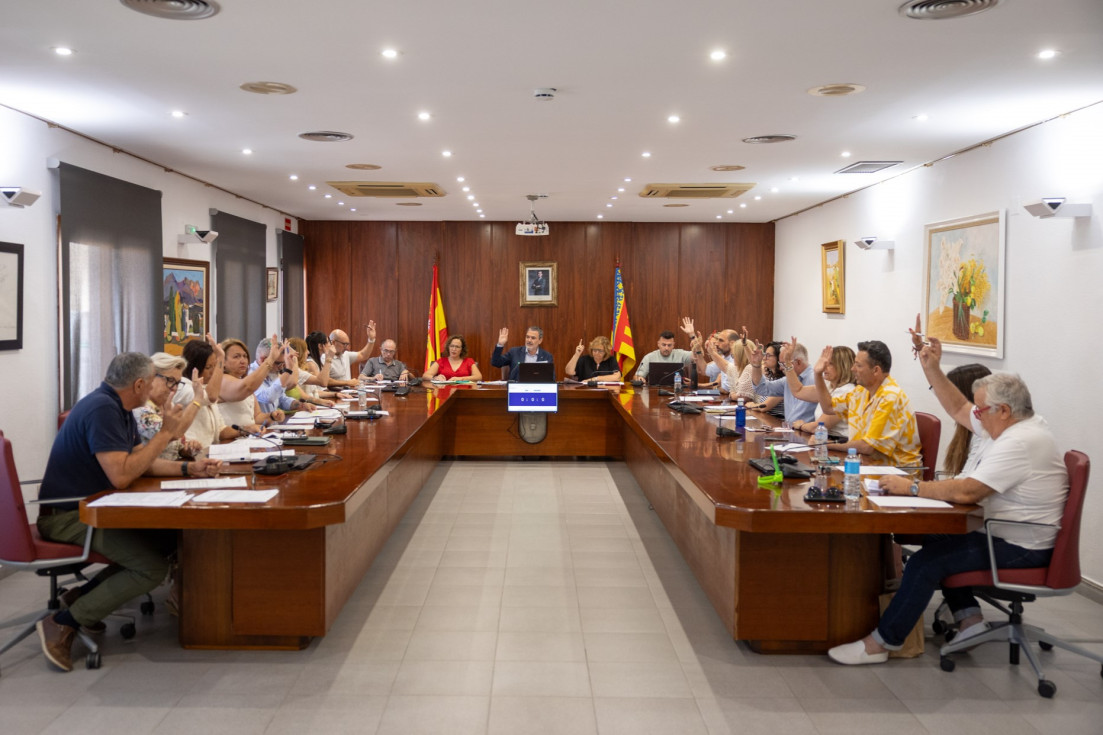 L’Alfàs actualiza las tasas de oposiciones y fija los festivos locales de 2027