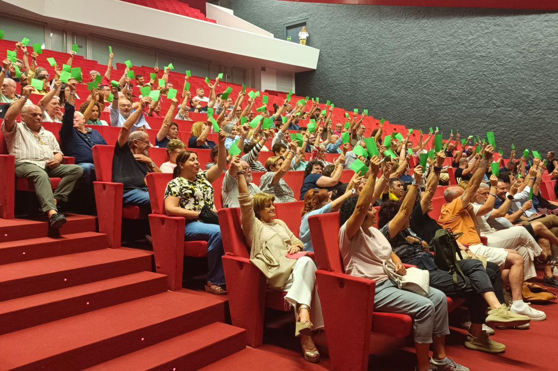 Villajoyosa Asamblea asociación santa marta BIC
