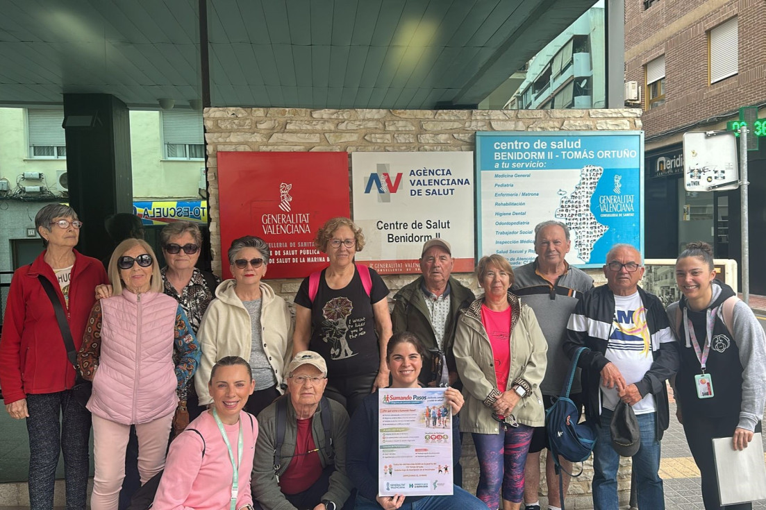 “Sumando Pasos” arranca en Benidorm con caminatas y ejercicio físico para fomentar el envejecimiento activo
