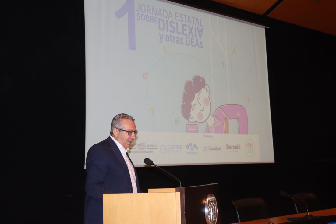 Benidorm I Jornada Estatal de Dislexia y Dificultades Específicas de Aprendizaje Toni Pérez