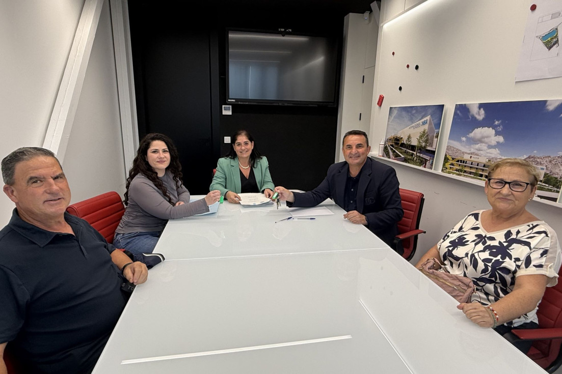 la nucía entrega viviendas municipales jóvenes mayo 2026
