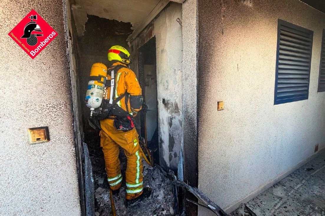 incendio edificio Villajoyosa vivienda calcinada