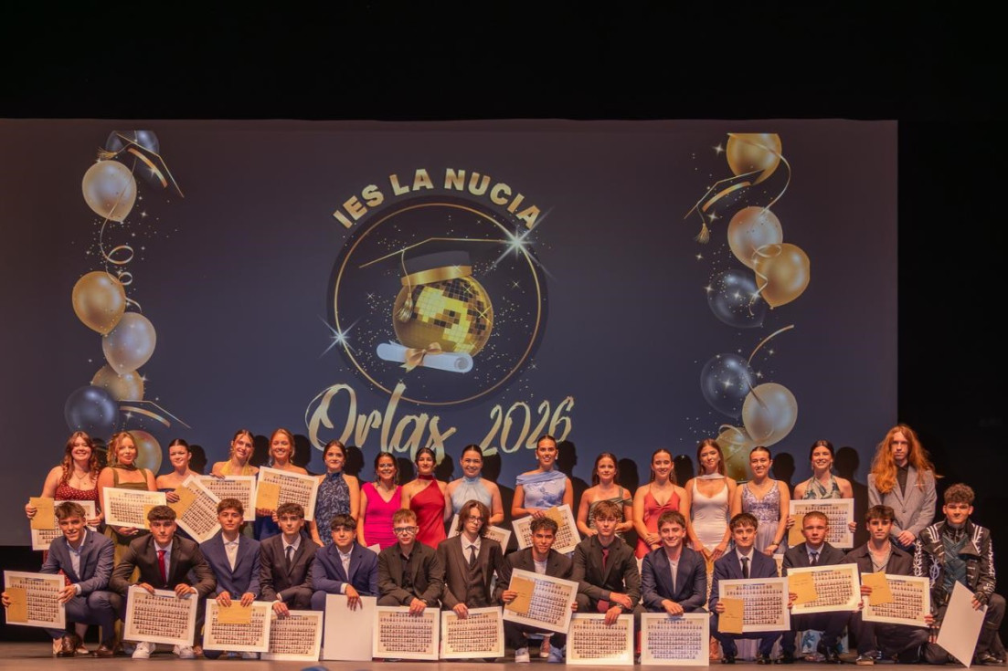 L’Auditori de La Nucía acoge la graduación de los 105 alumnos de 2º de Bachiller del IES La Nucía