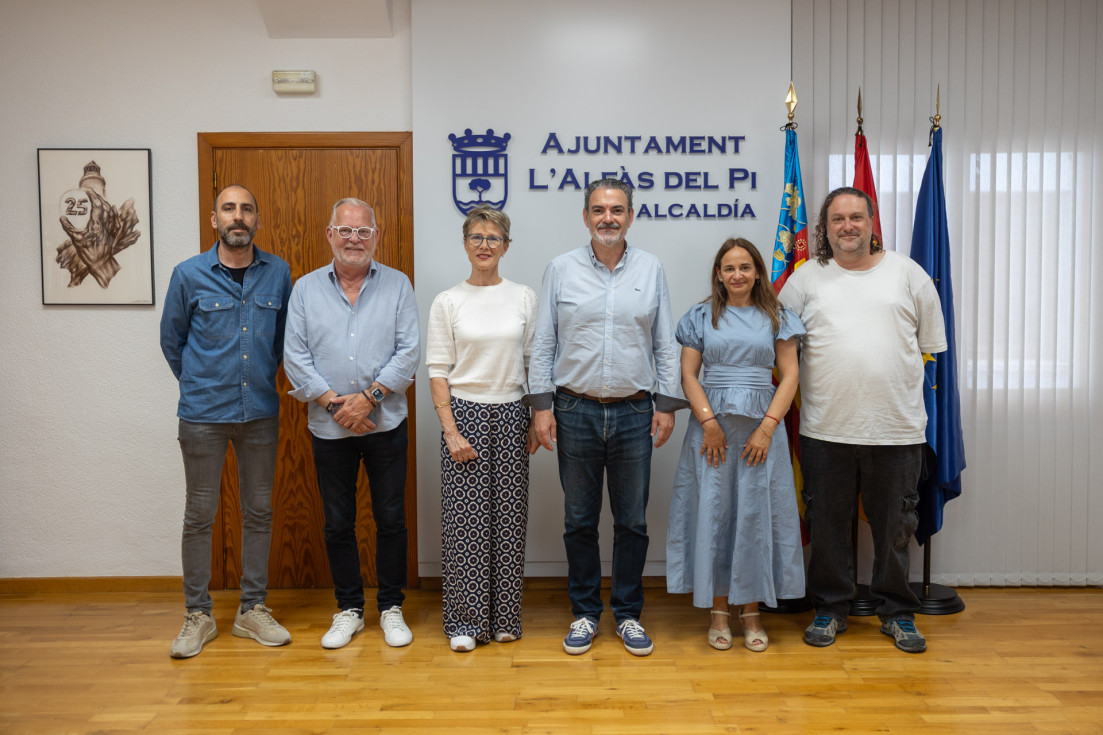 presentación L’Alfàs curso internacional REACT