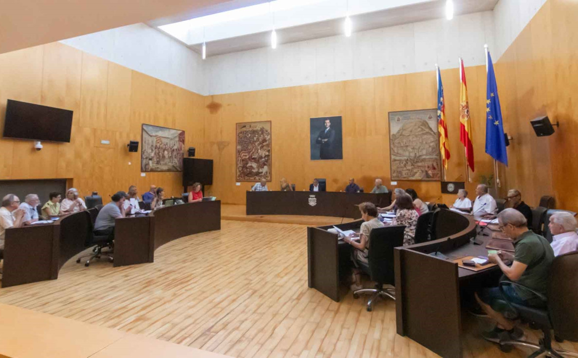 Benidorm Consejo Vecinal terrazas hostelería ocupación vía pública