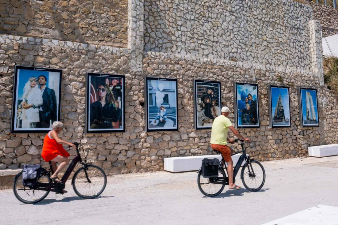 Benidorm inaugura el Espai d’Art Urbà Tamarindos para acercar la cultura y la fotografía a La Cala