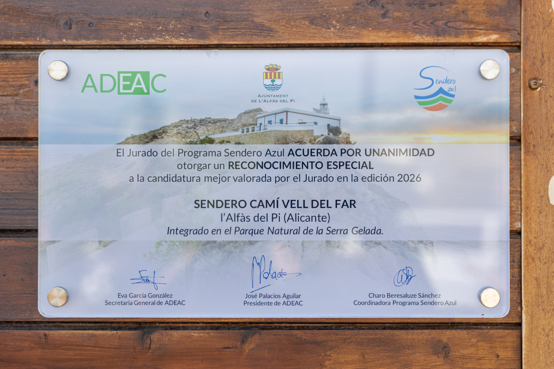 l’Alfàs del Pi jornada lúdica divulgativa Camino Faro Albir distinción ADEAC