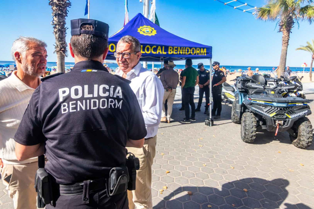 presentación unidad específica  vigilancia playas benidorm verano