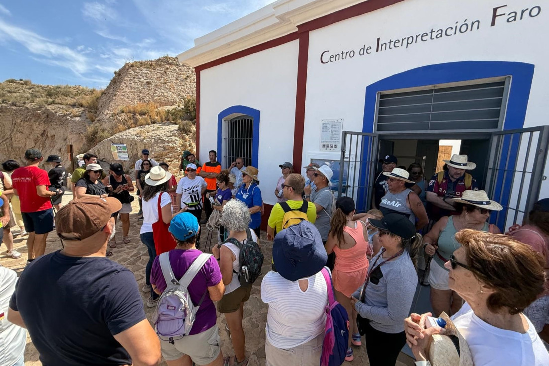El Camino al Faro del Albir celebra su reconocimiento como Mejor Sendero Azul de España 2026
