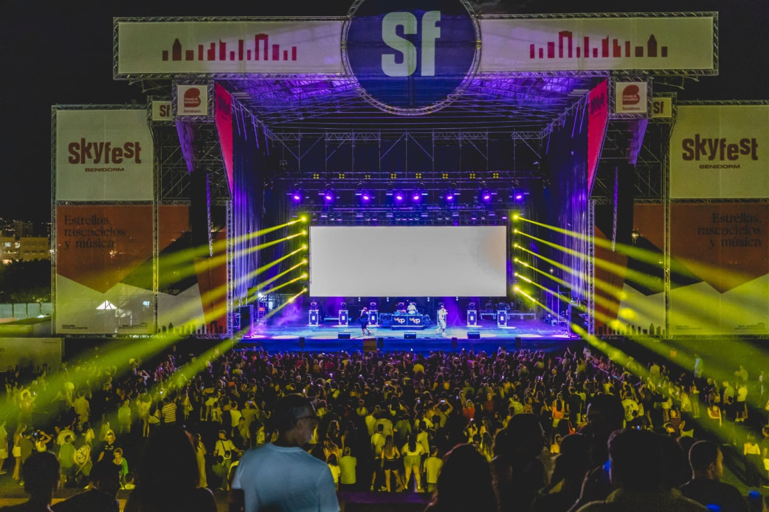 público SkyFest Benidorm Opening