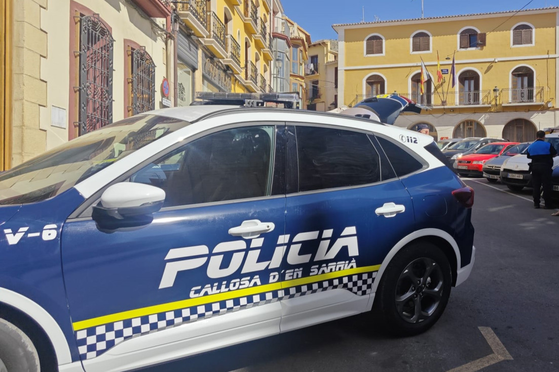 Callosa d’en Sarrià renovación flota Policía Local tres nuevos vehículos híbridos
