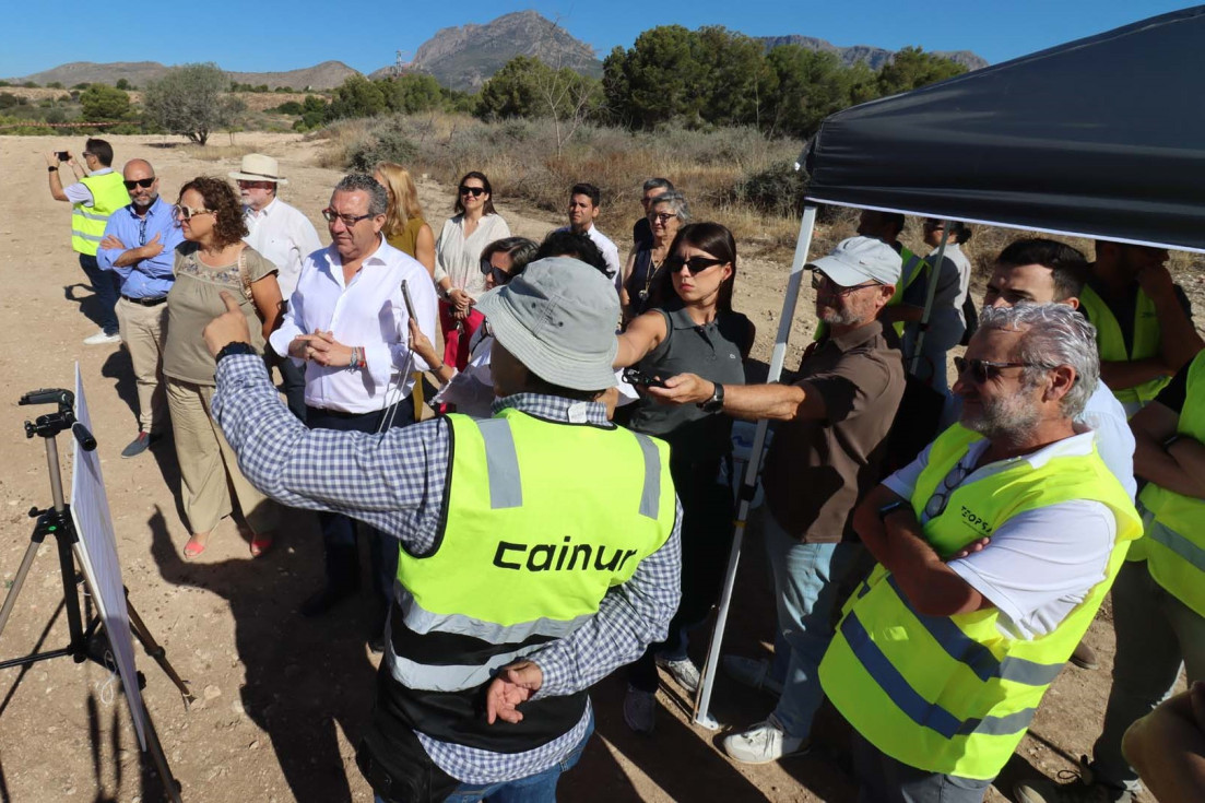 presentación desvío construcción rotonda norte Vial Discotecas benidorm