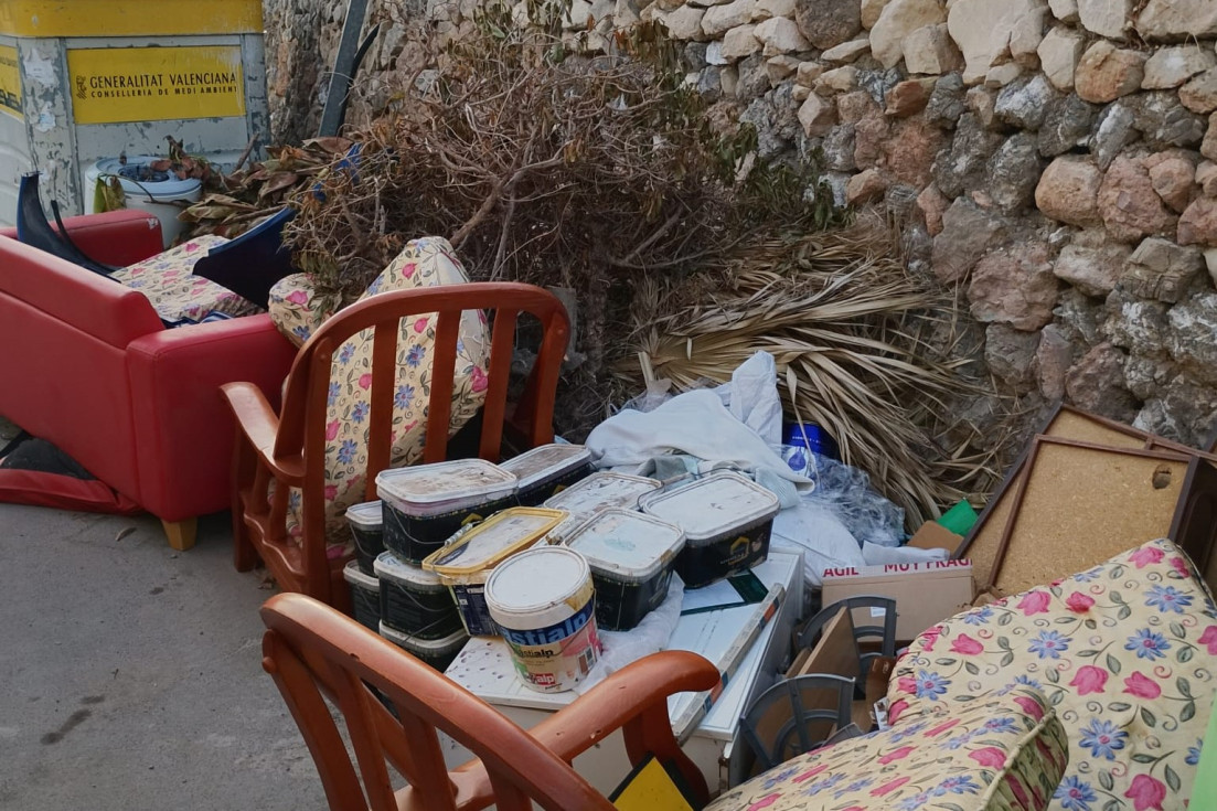 Vertidos ilegales basura altea
