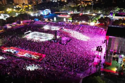 El SkyFest Benidorm convierte la Marina Baixa en uno de los grandes escenarios del verano de 2026