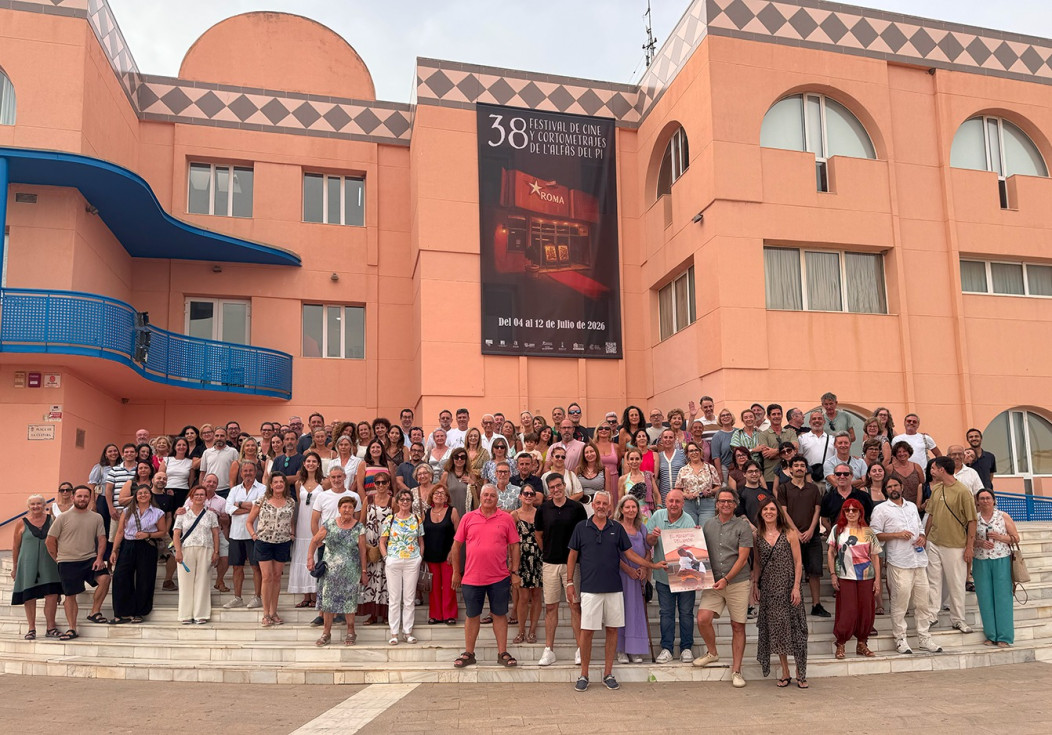 foto grupo corto El Manantial del Amor La historia de Sister Mary Musembi Festival Cine l'Alfàs