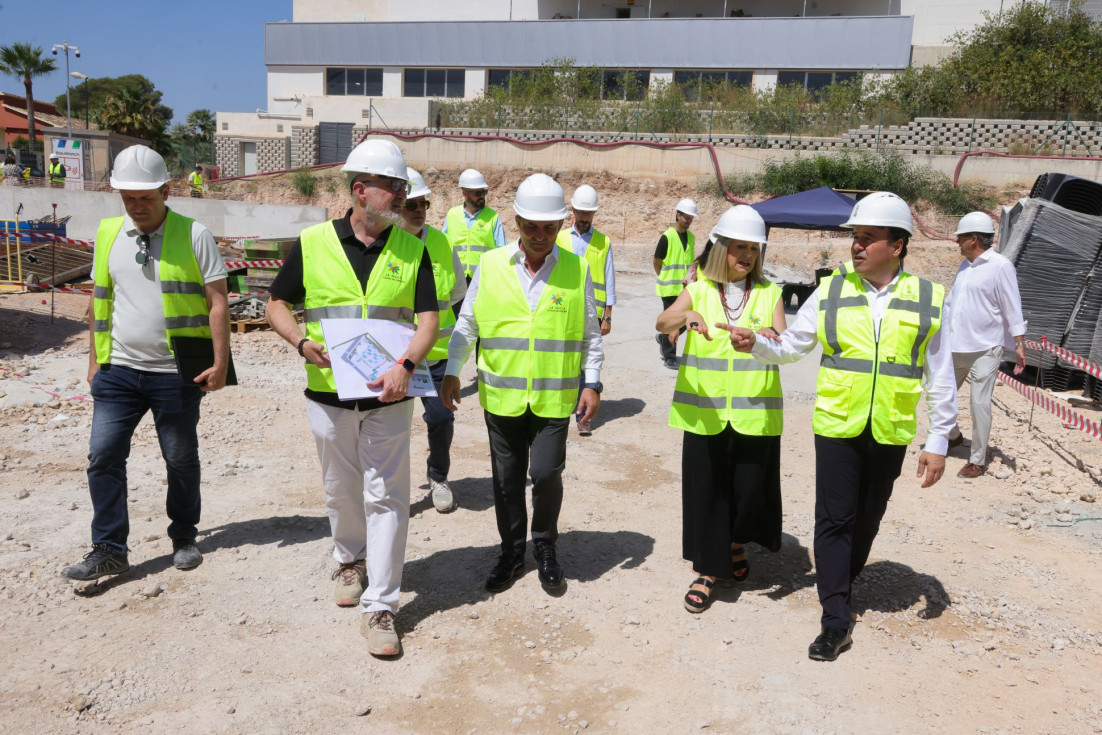 El nuevo colegio de La Nucía toma forma mientras la Generalitat anuncia el segundo instituto