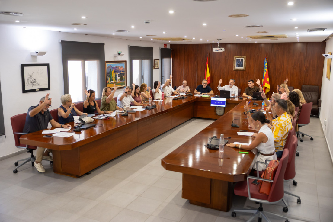 El pleno de l’Alfàs aprueba el expediente para licitar el nuevo contrato del agua y saneamiento