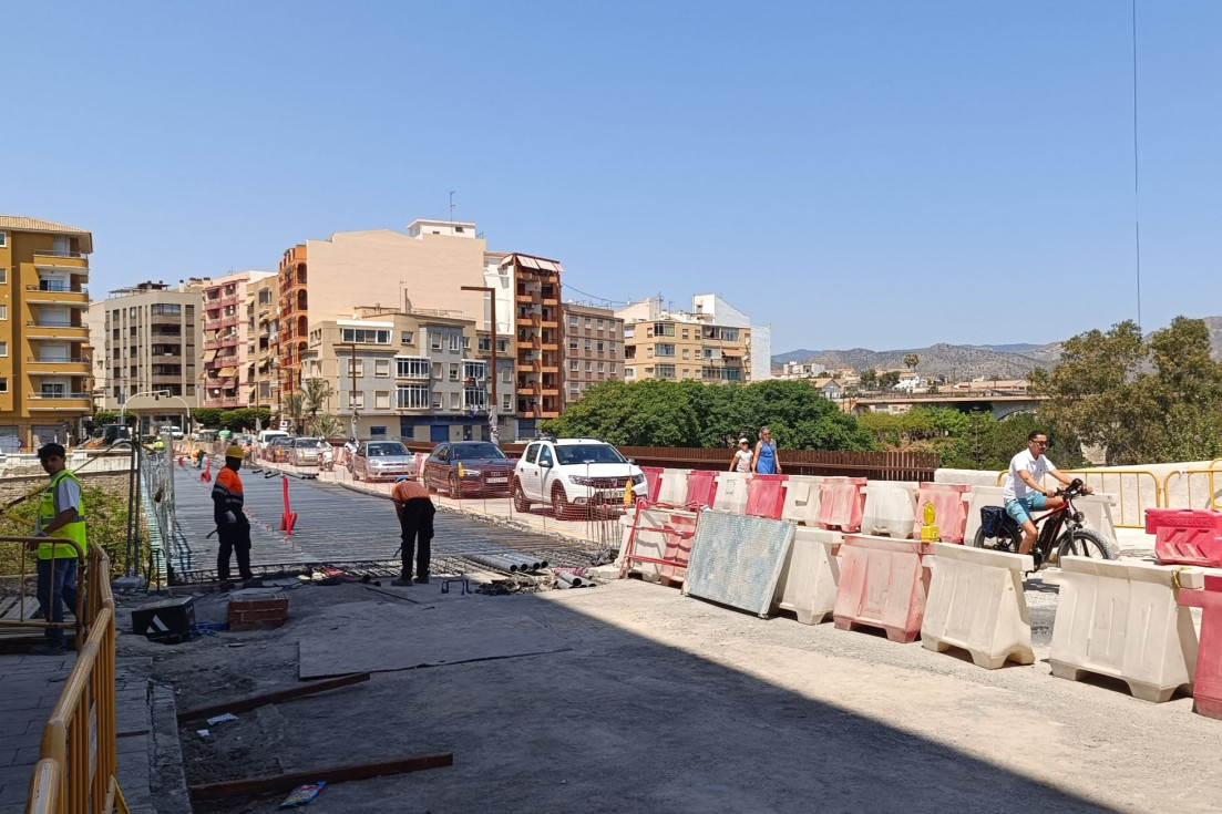 El puente de Cervantes de Villajoyosa reabrirá completamente al tráfico antes de las Fiestas de Moros y Cristianos