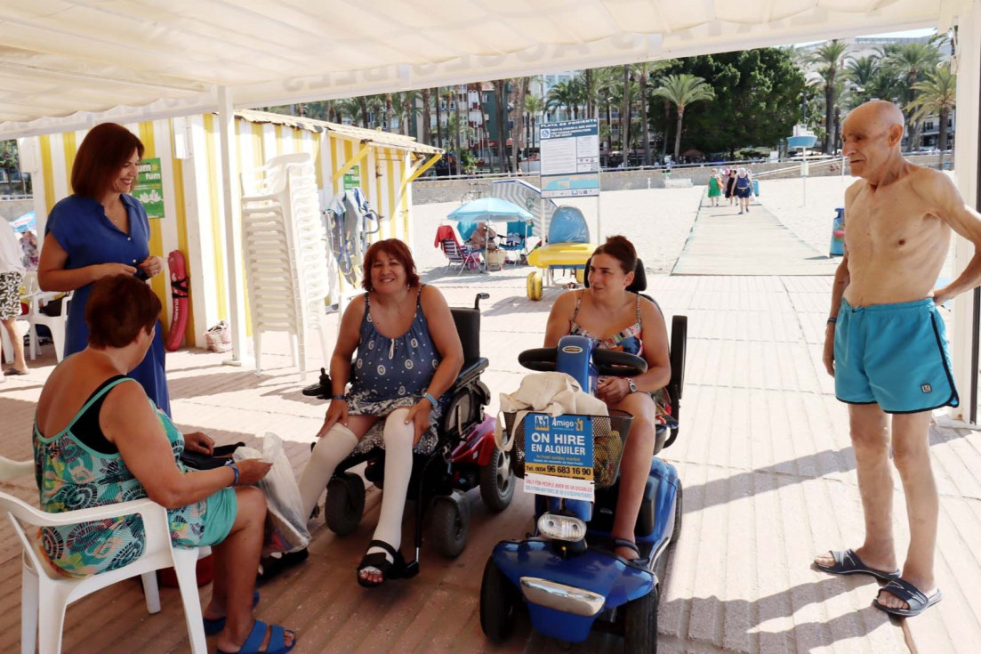 Benidorm servicios playas movilidad reducida