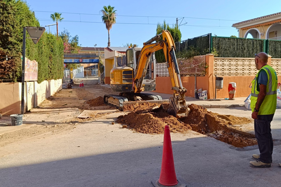 Villajoyosa Obras acceso IES Marcos Zaragoza agosto