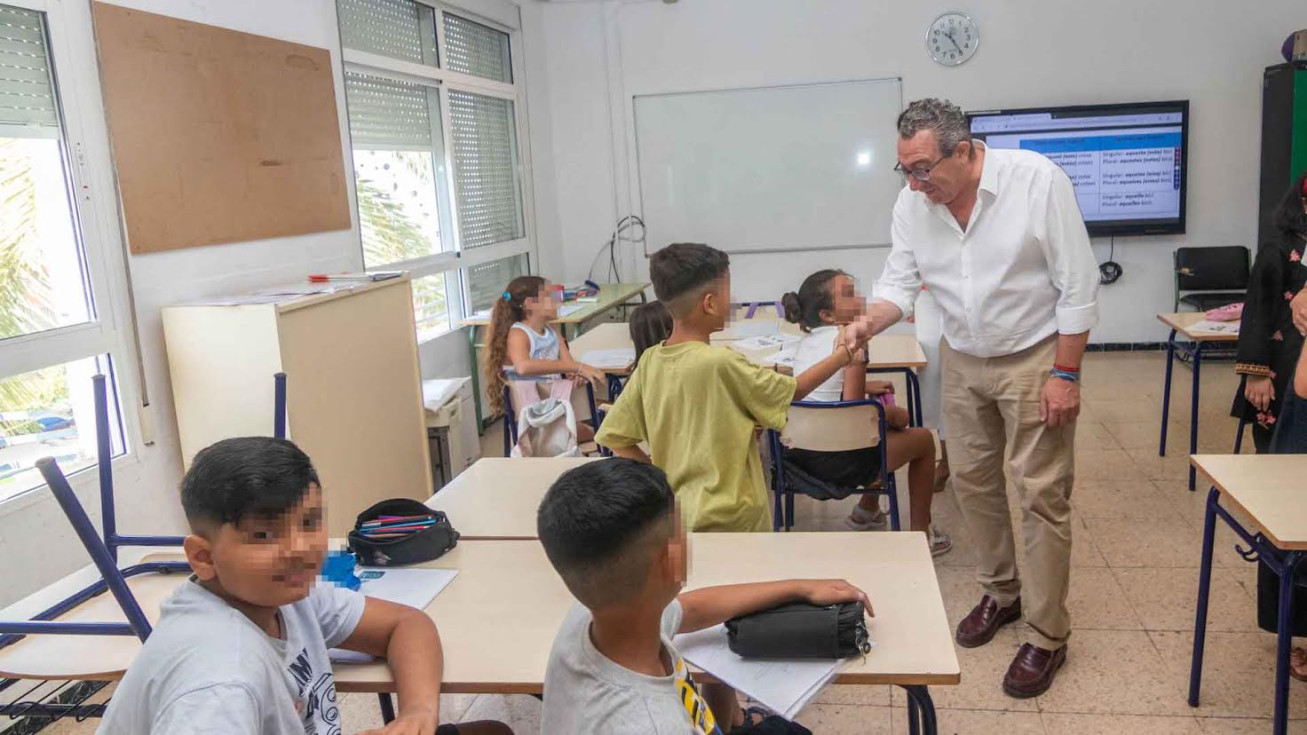 El Programa de Apoyo Educativo de Verano de Benidorm ofrece refuerzo escolar a 64 alumnos de Primaria