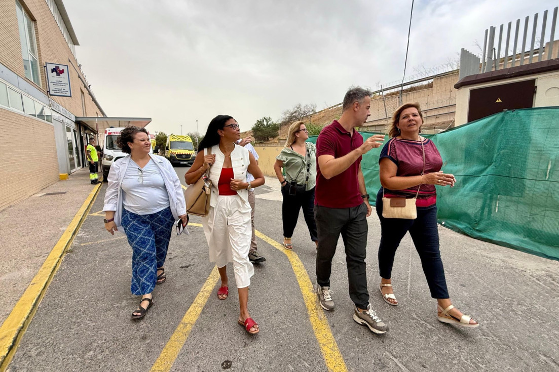 mayte garcía visita pspv psoe urgencias hospital marina baixa