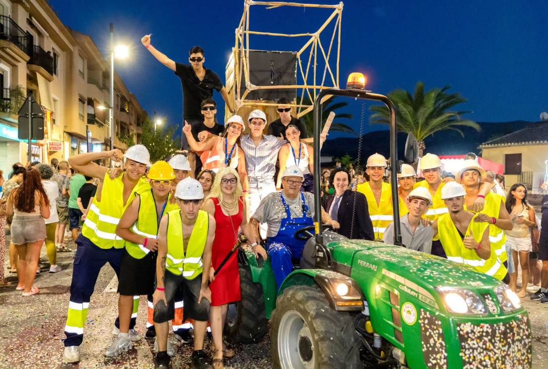 fiestas patronales finestrat 2026 Desfile Humor