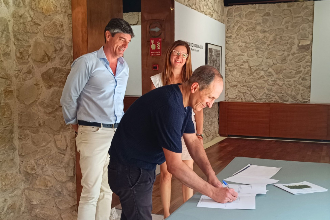 Marcos Zaragoza Cesión fotografía Villajoyosa Al margen de lo común josé antonio fontal