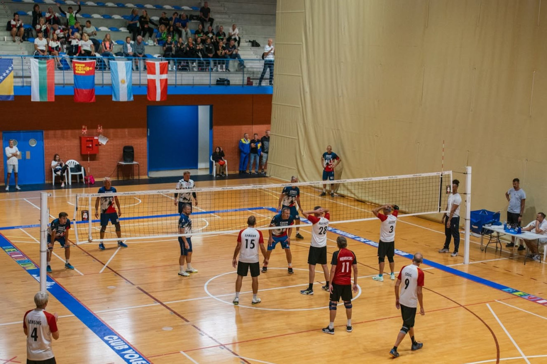Imagen de archivo: Mundial de Veteranos de Voleibol 2025 en el Palau l'Illa de Benidorm