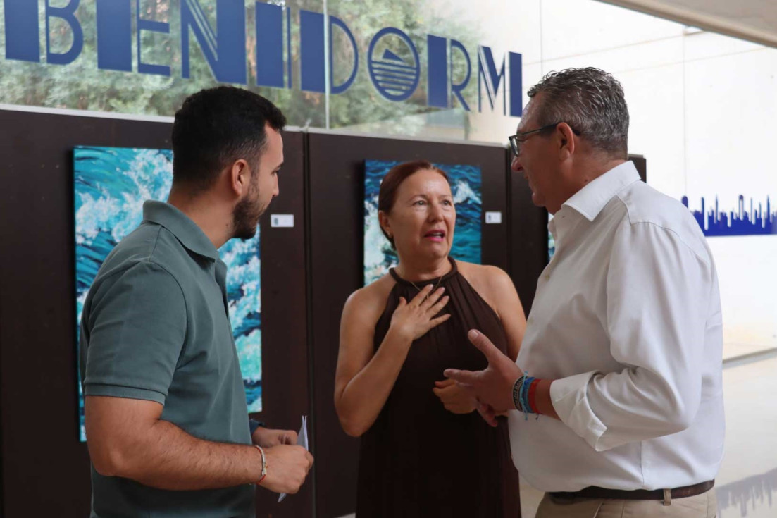 exposición Mar Vicenta Meneses Espai d’Art Ayuntamiento Benidorm